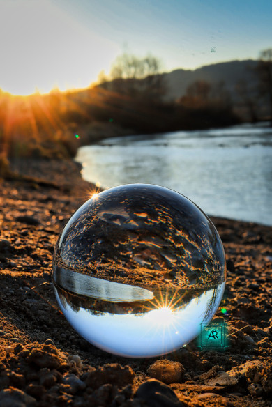 Sunset in Lenseball